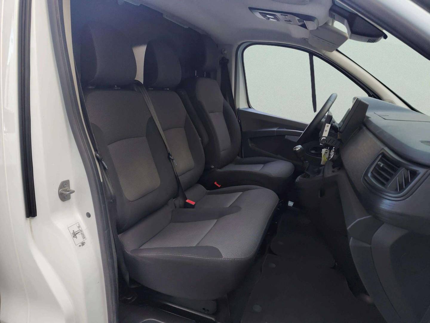Foto asientos traseros Renault Trafic Renault Trafic Piso Cabina L2 Energy dCi (150 CV)