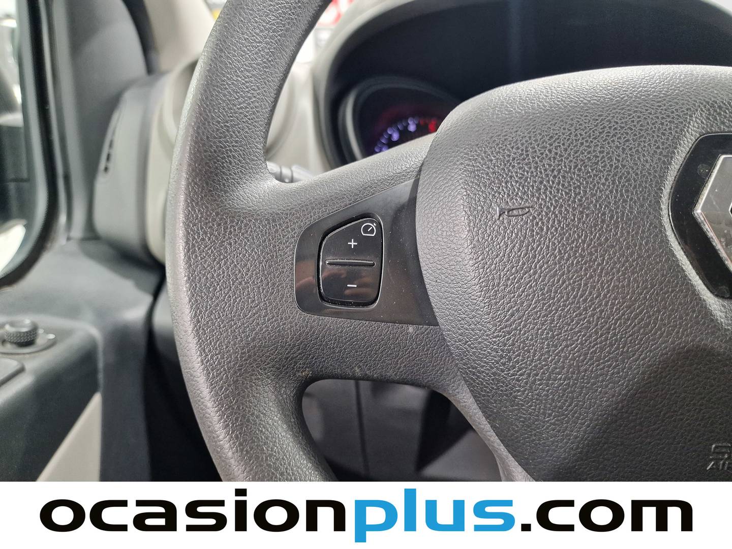 Equipamiento del Renault Trafic Passenger Renault Trafic Passenger Passenger dCi Energy (125 CV)