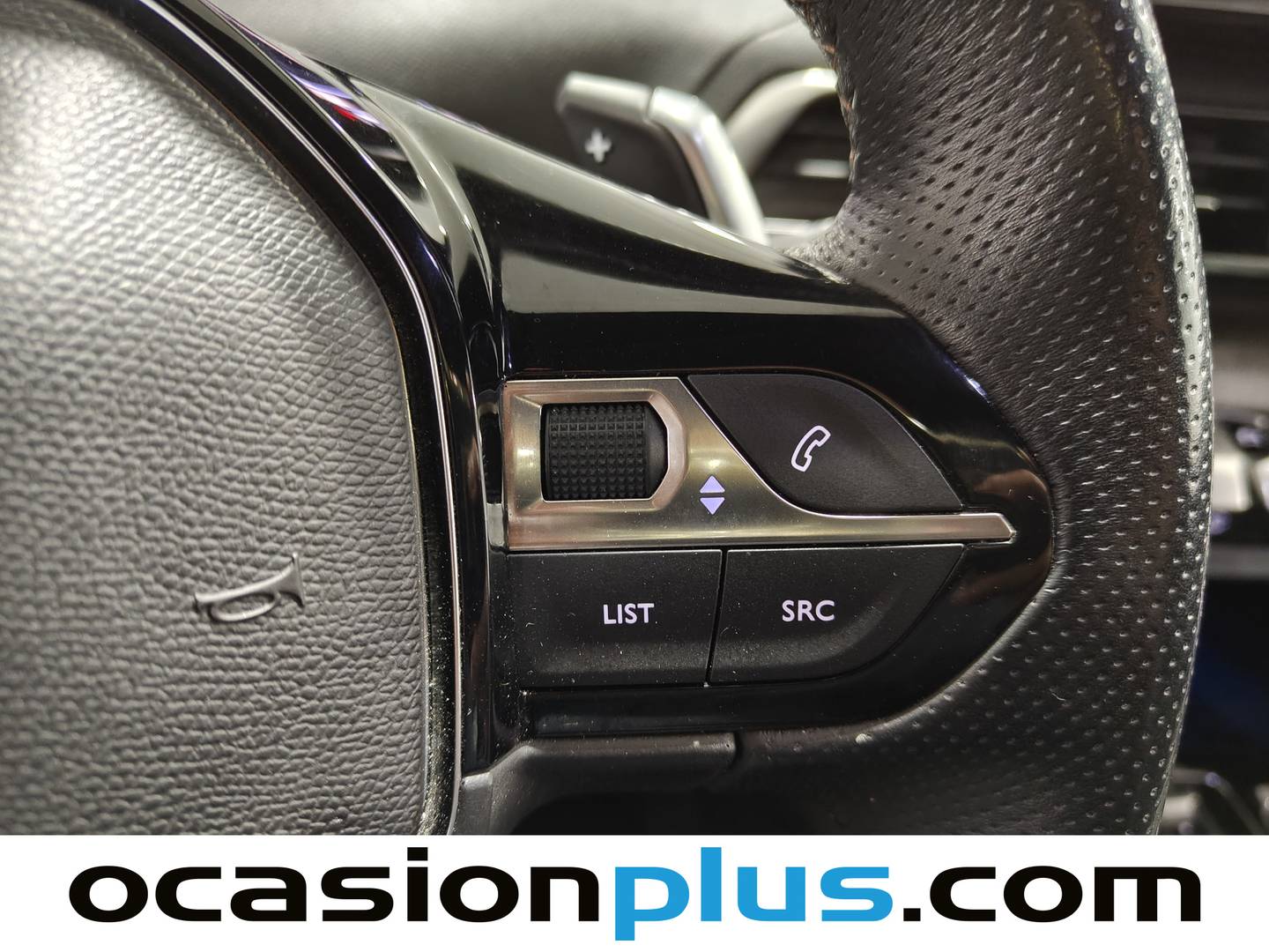 Foto Peugeot 3008 Peugeot 3008 PureTech 130 S&S GT EAT8 (130 CV)