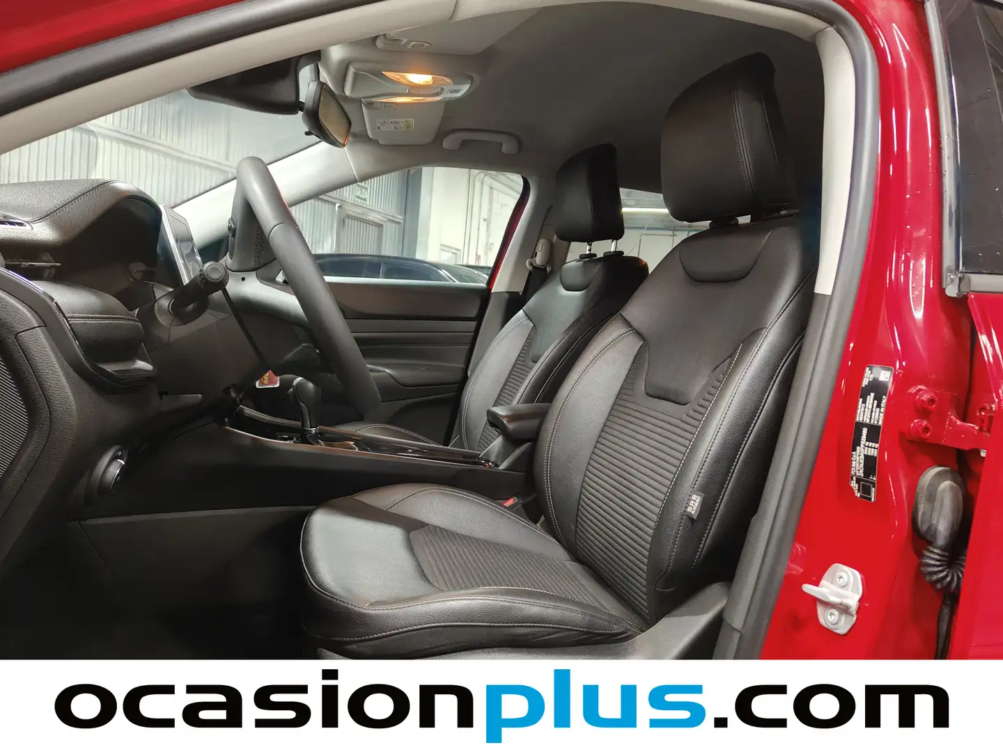 Foto Jeep Compass Jeep Compass 1.5 MHEV Night Eagle DCT 96 kW (130 CV)