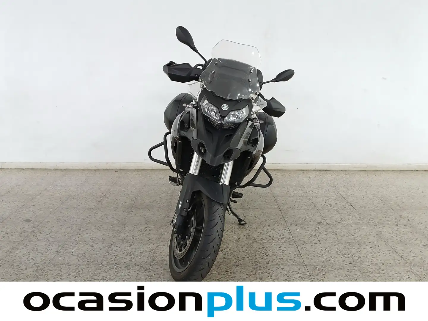 Foto Benelli TRK 502 Benelli TRK 502 (47CV)