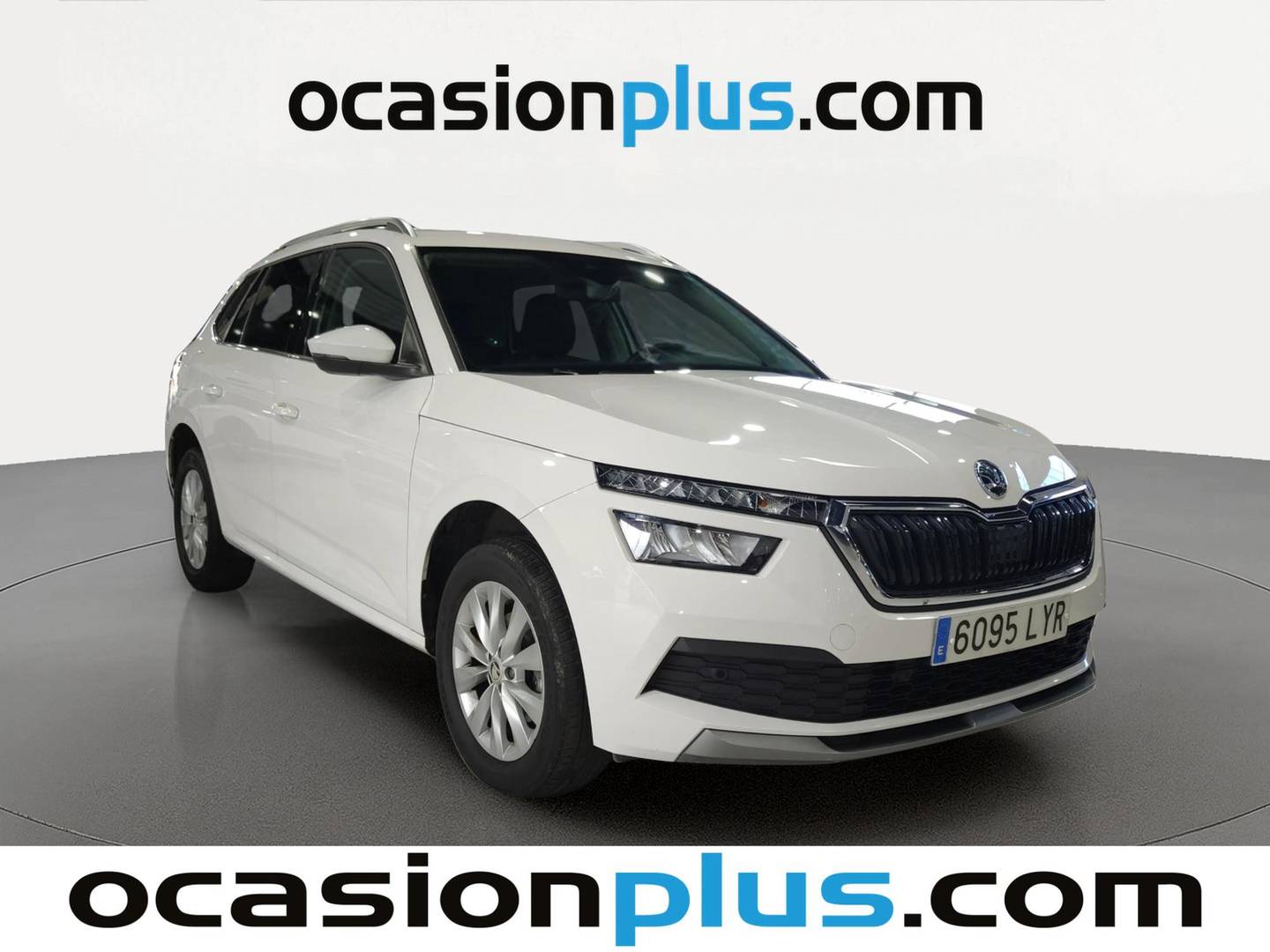 Foto delantera Skoda Kamiq Skoda Kamiq 1.0 TSI Ambition DSG (110 CV) derecha