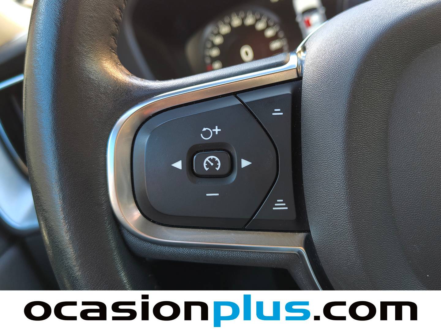 Volvo XC60 Volvo XC60 T8 Momentum AWD Auto (390 CV) 2019