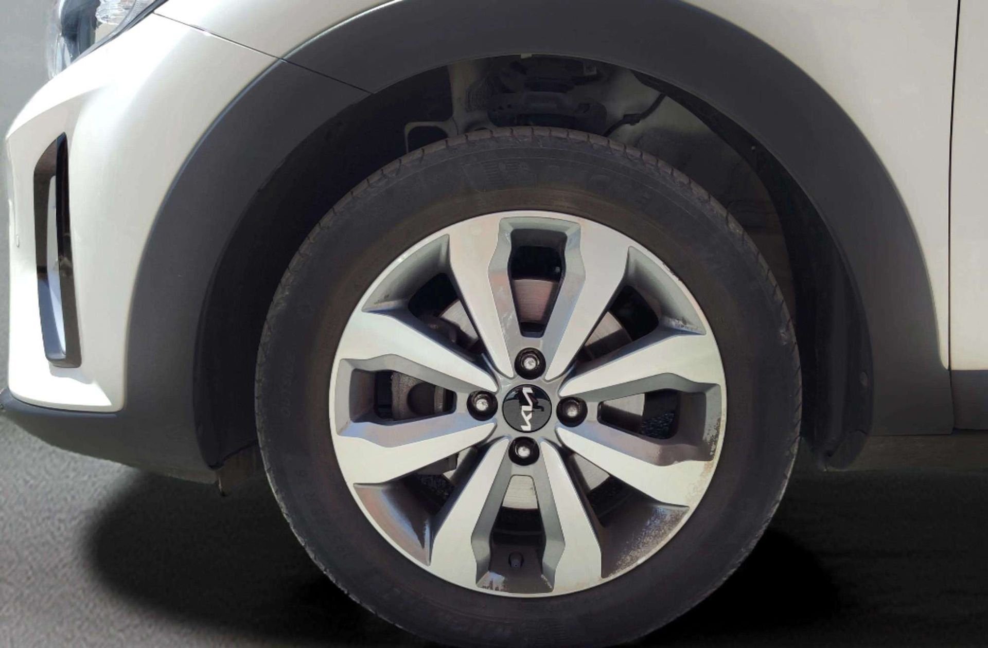 Kia Stonic 1.0 T-GDi Drive - foto 34