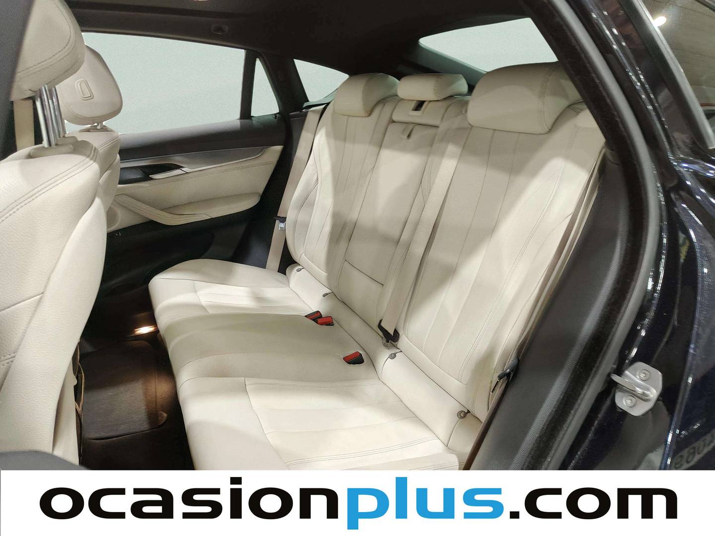 Foto asientos traseros BMW X6 BMW X6 xDrive35i (306 CV) Pack M