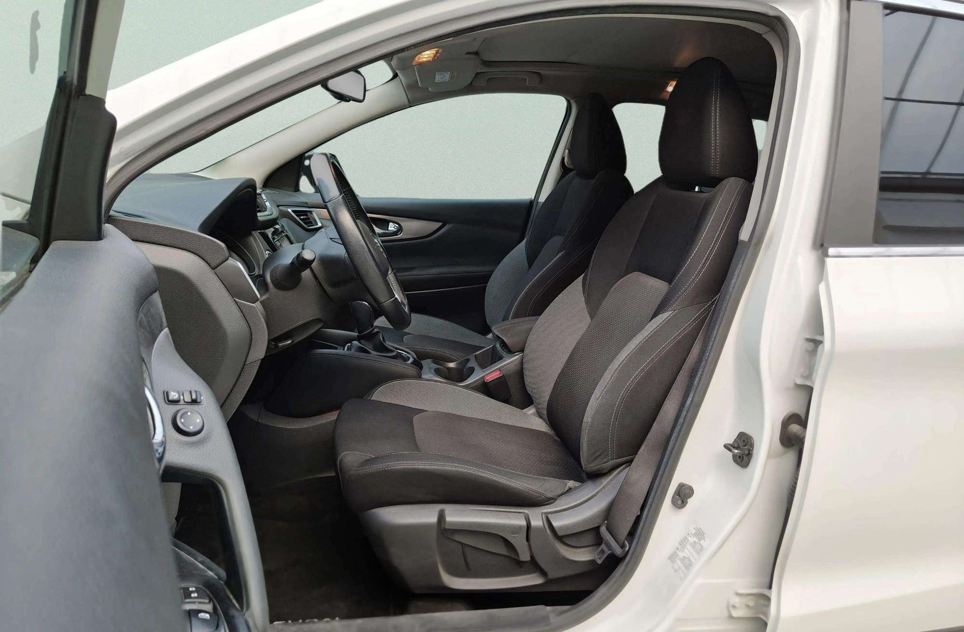 Nissan Qashqai dCi 130 N-Connecta 4x2 XTronic - foto 11