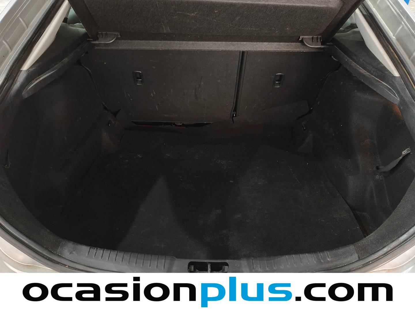 Fotos maletero Ford Mondeo Ford Mondeo 2.0 Ghia (145 CV)