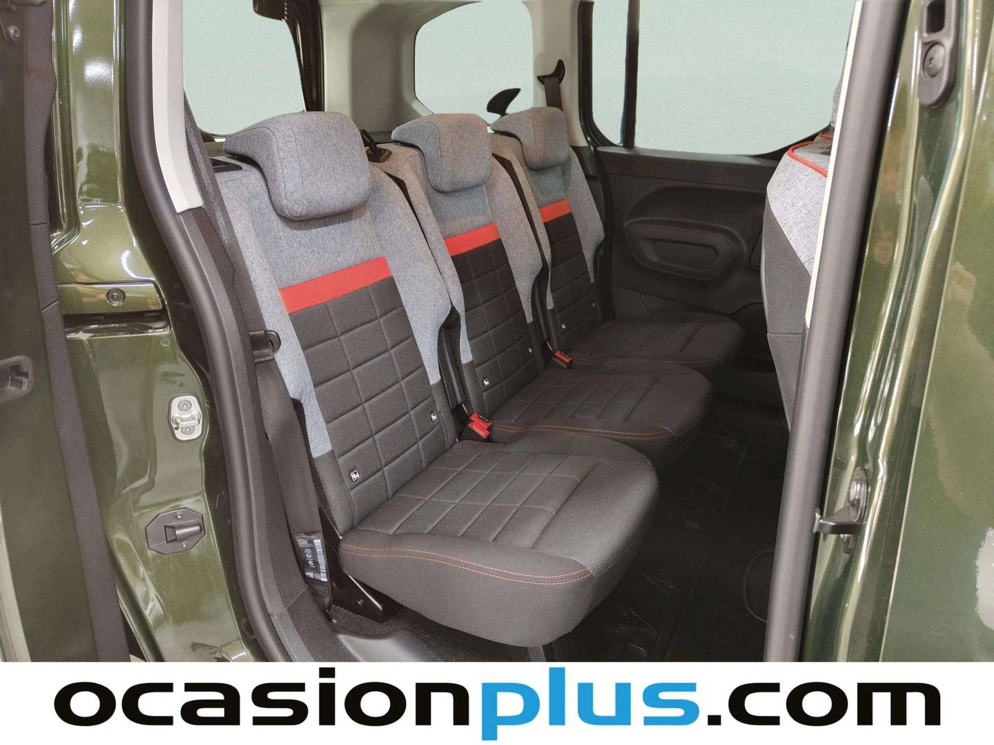 Foto asientos traseros Citroën Berlingo Citroën Berlingo BlueHDi 130 S&S Talla M Max (130 CV)