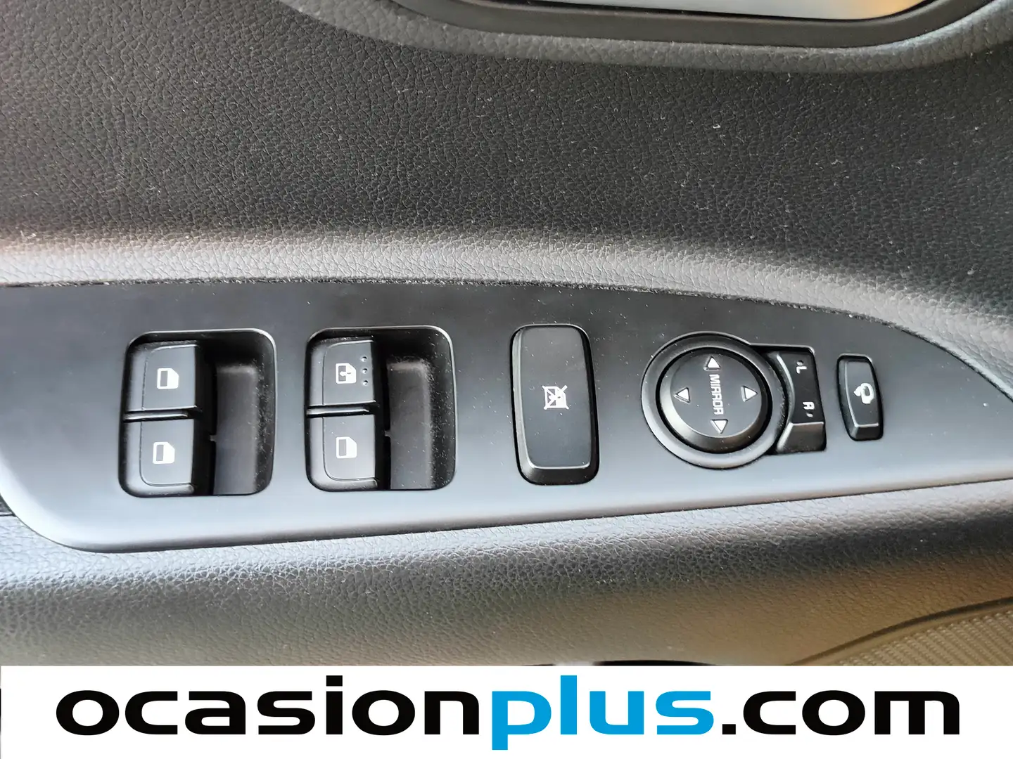 Foto KIA Stonic Kia Stonic 1.0 T-GDi MHEV Drive iMT (100 CV)