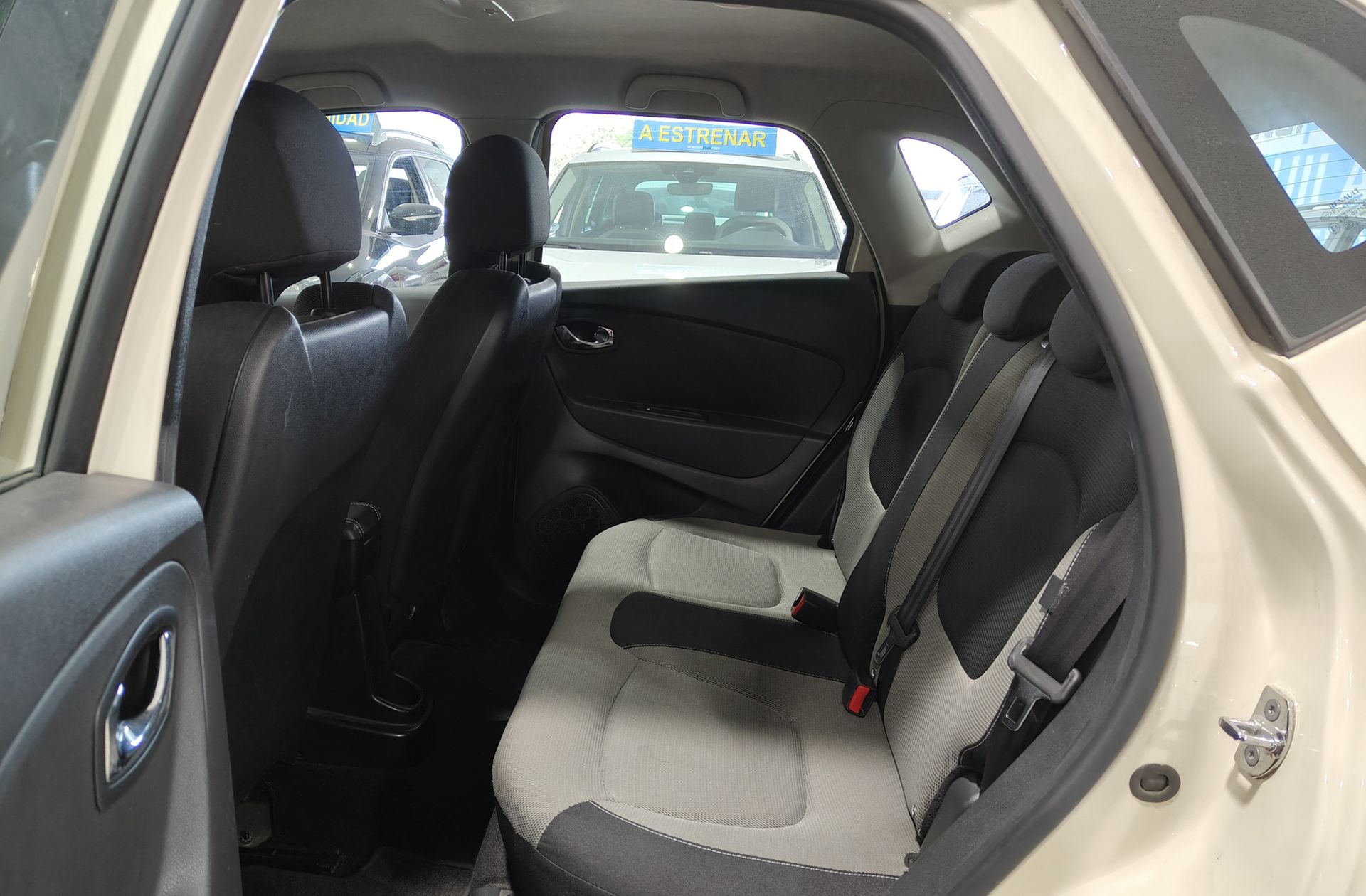 Renault Captur Intens Energy eco2 TCe - foto 9