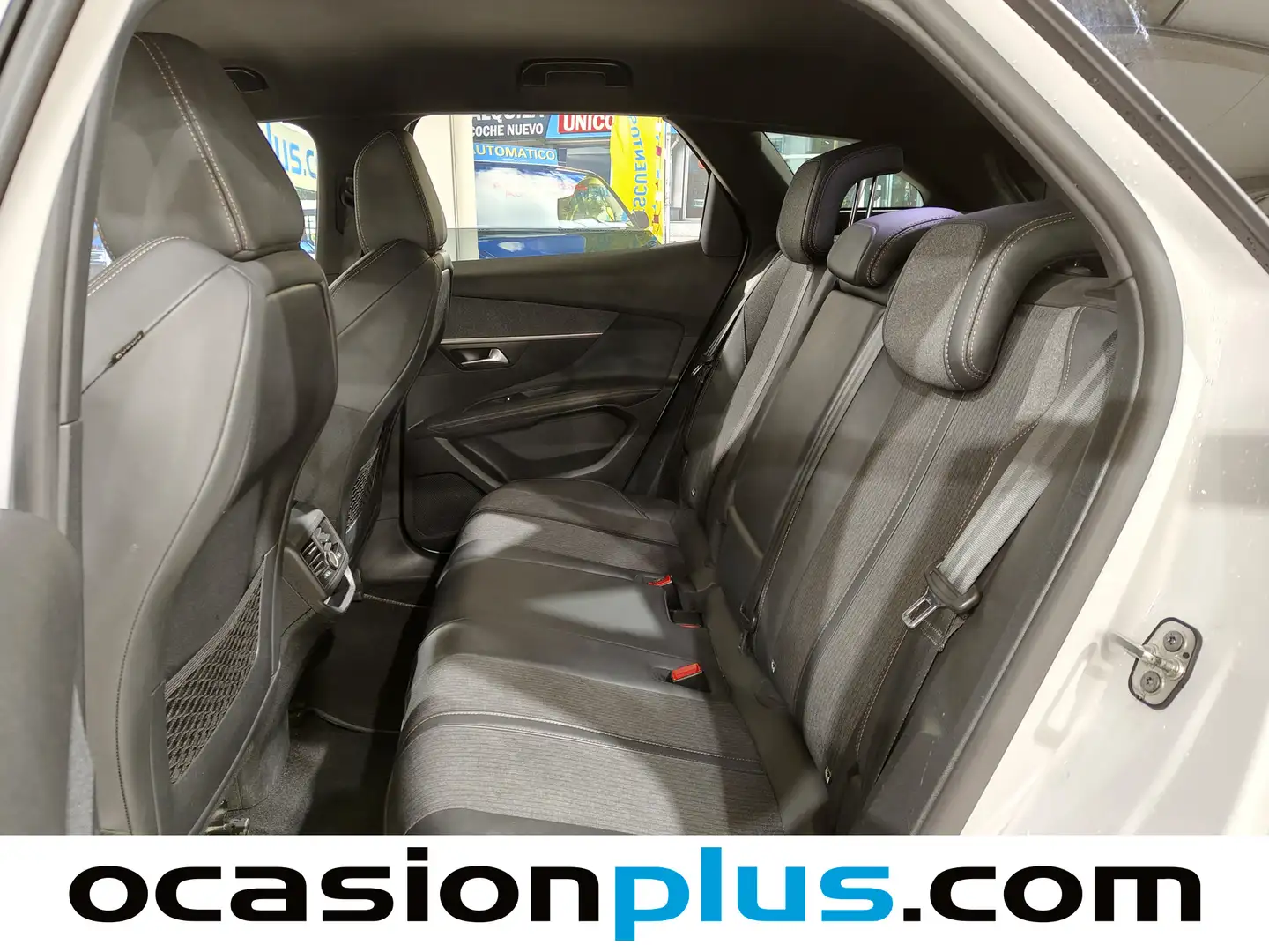 Foto Peugeot 3008 Peugeot 3008 BlueHDI 130 S&S GT Line EAT8 (130 CV)