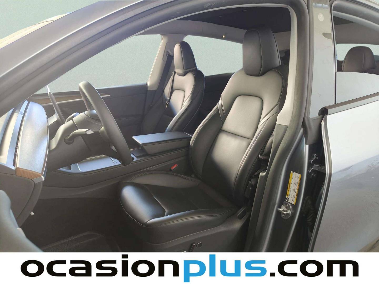 Foto asientos delanteros Tesla Model Y Tesla Model Y Gran Autonomía 4WD (514 CV)