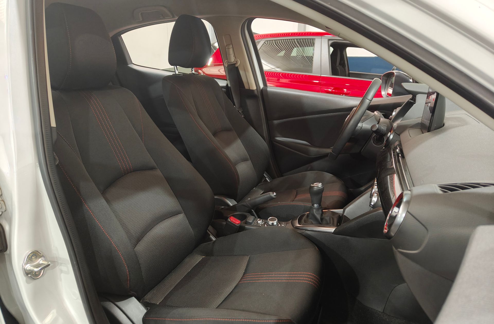 Mazda Mazda2 e-Skyactiv G Homura - foto 16