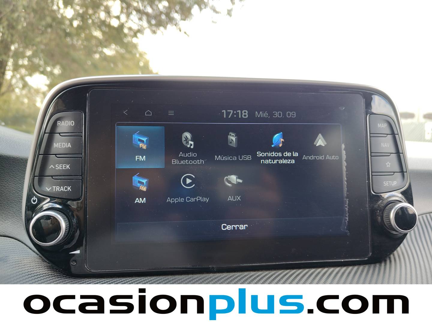 Extras y acabados del Hyundai Tucson Hyundai Tucson 1.6 CRDI 48V SLE 4x2 (116 CV)