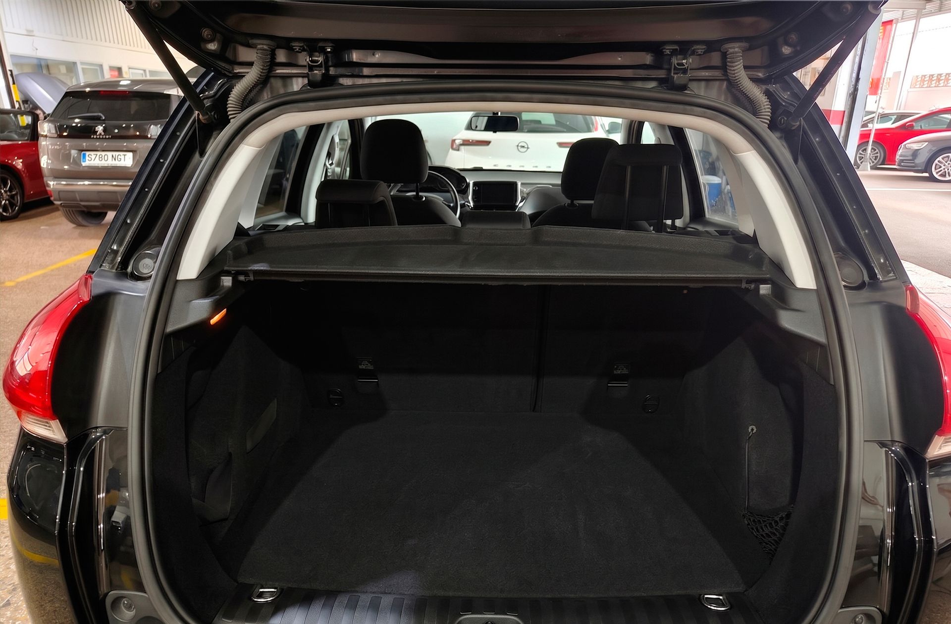 Peugeot 2008 BlueHDi 100 Style - foto 15