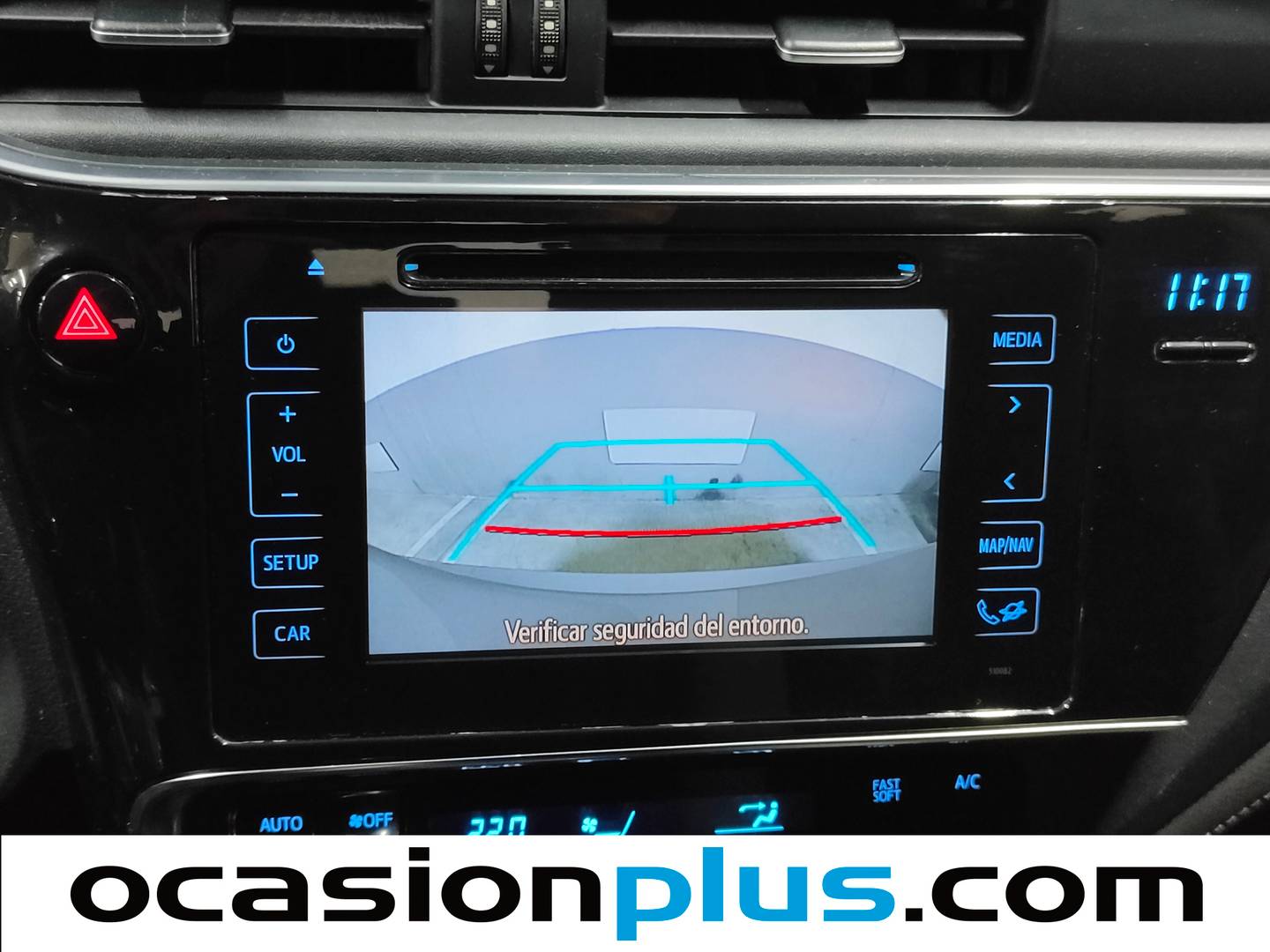 Extras y acabados del Toyota Auris Toyota Auris 120T Active (116 CV)