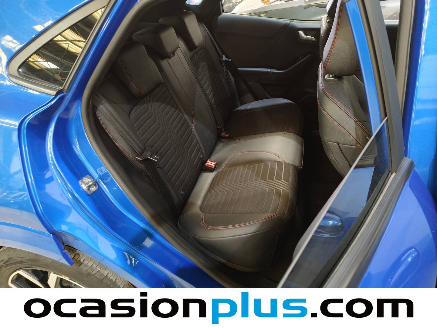 Foto Ford Puma Ford Puma 1.0 EcoBoost MHEV ST-Line X Auto  (125 CV)