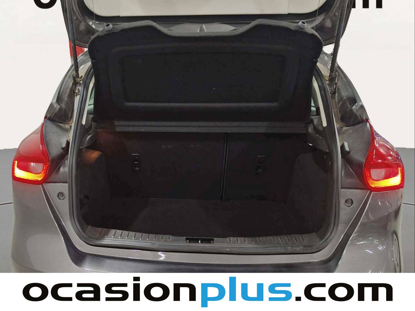Fotos maletero Ford Focus Ford Focus 1.5 TDCi Business (120 CV)
