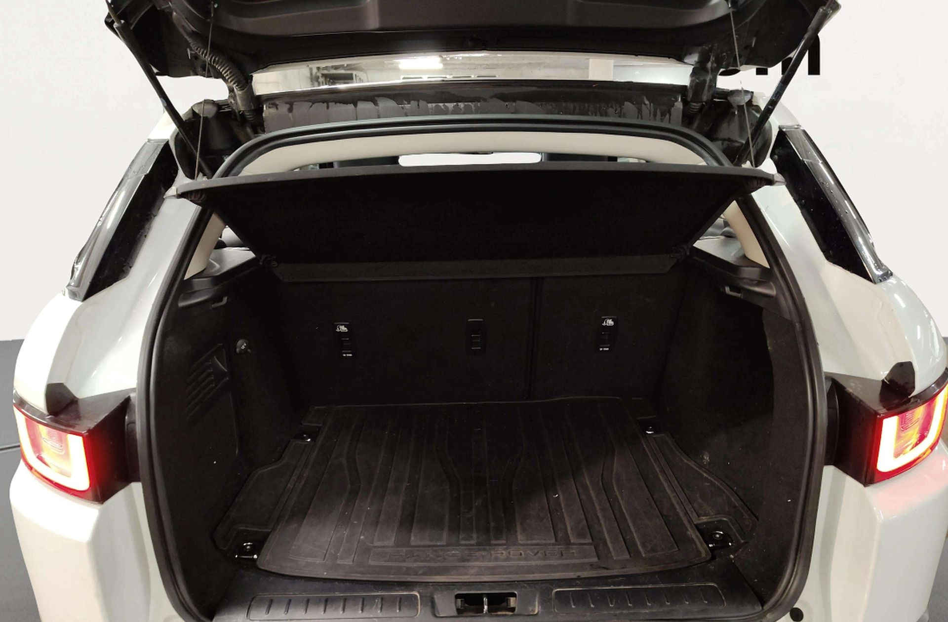 Land Rover Range Rover Evoque 2.0L TD4 SE 4x4 - foto 19