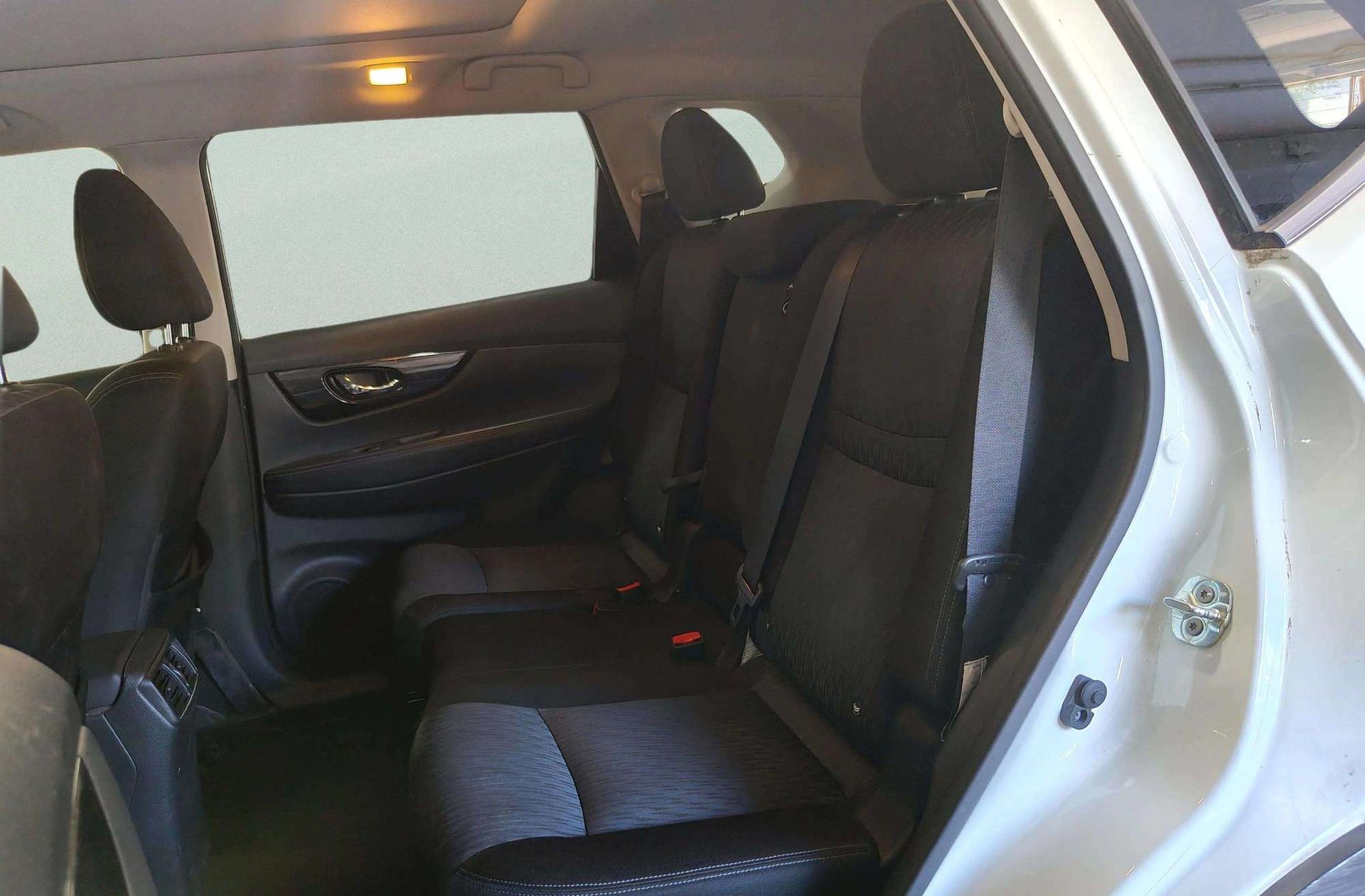 Nissan X-Trail dCi 150 N-Connecta 4x2 Xtronic 7 plazas - foto 14