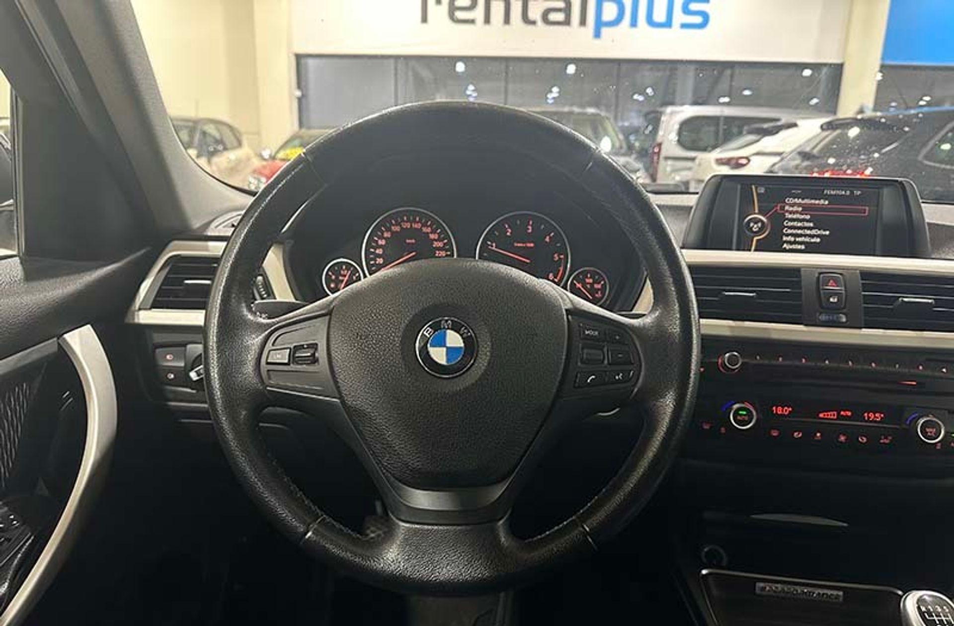 BMW Serie 3 316d Touring - foto 21