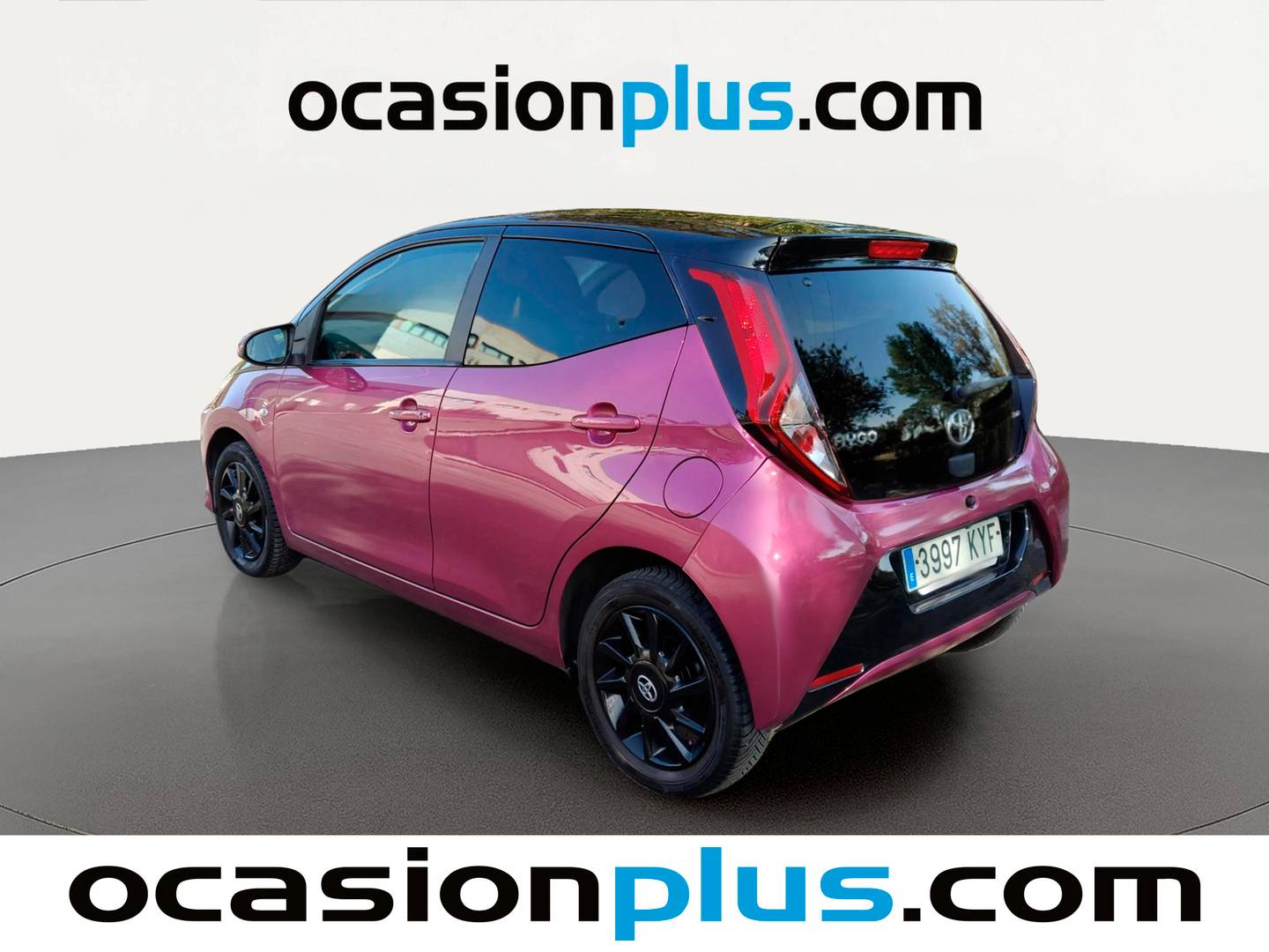Foto trasera Toyota Aygo Toyota Aygo 1.0 70 x-play (72 CV) izquierda