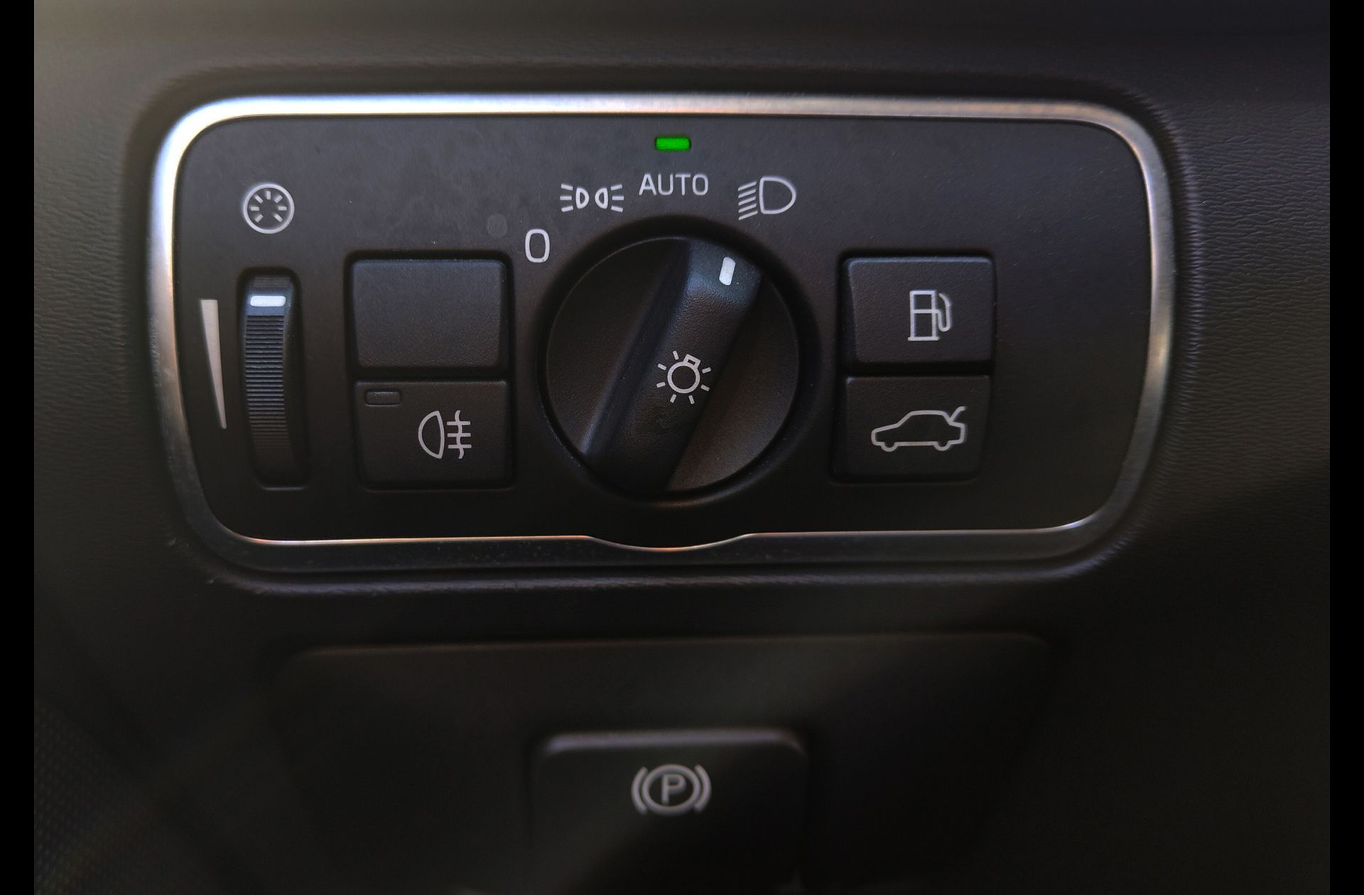 Volvo XC60 D3 Kinetic - foto 19
