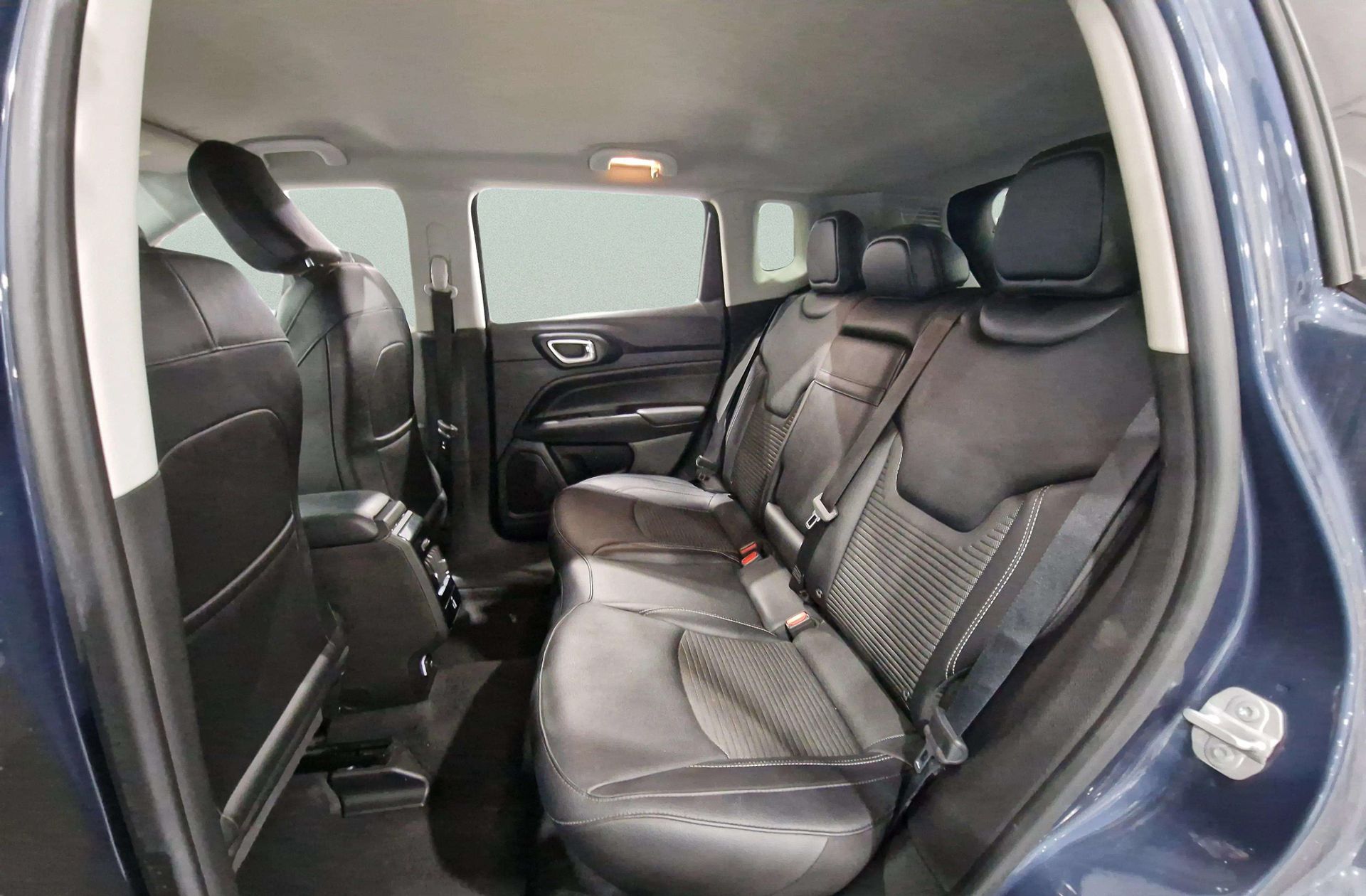 Jeep Compass 1.6 MultiJet Limited 4x2 - foto 12