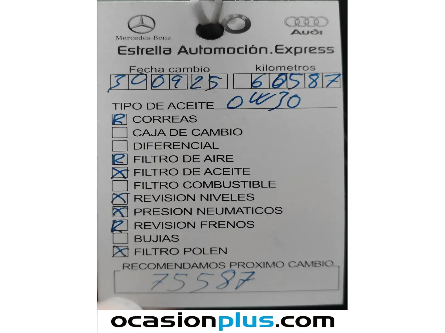 Foto Jaguar F-Pace Jaguar F-PACE 2.0L i4D R-Sport Auto (180 CV)