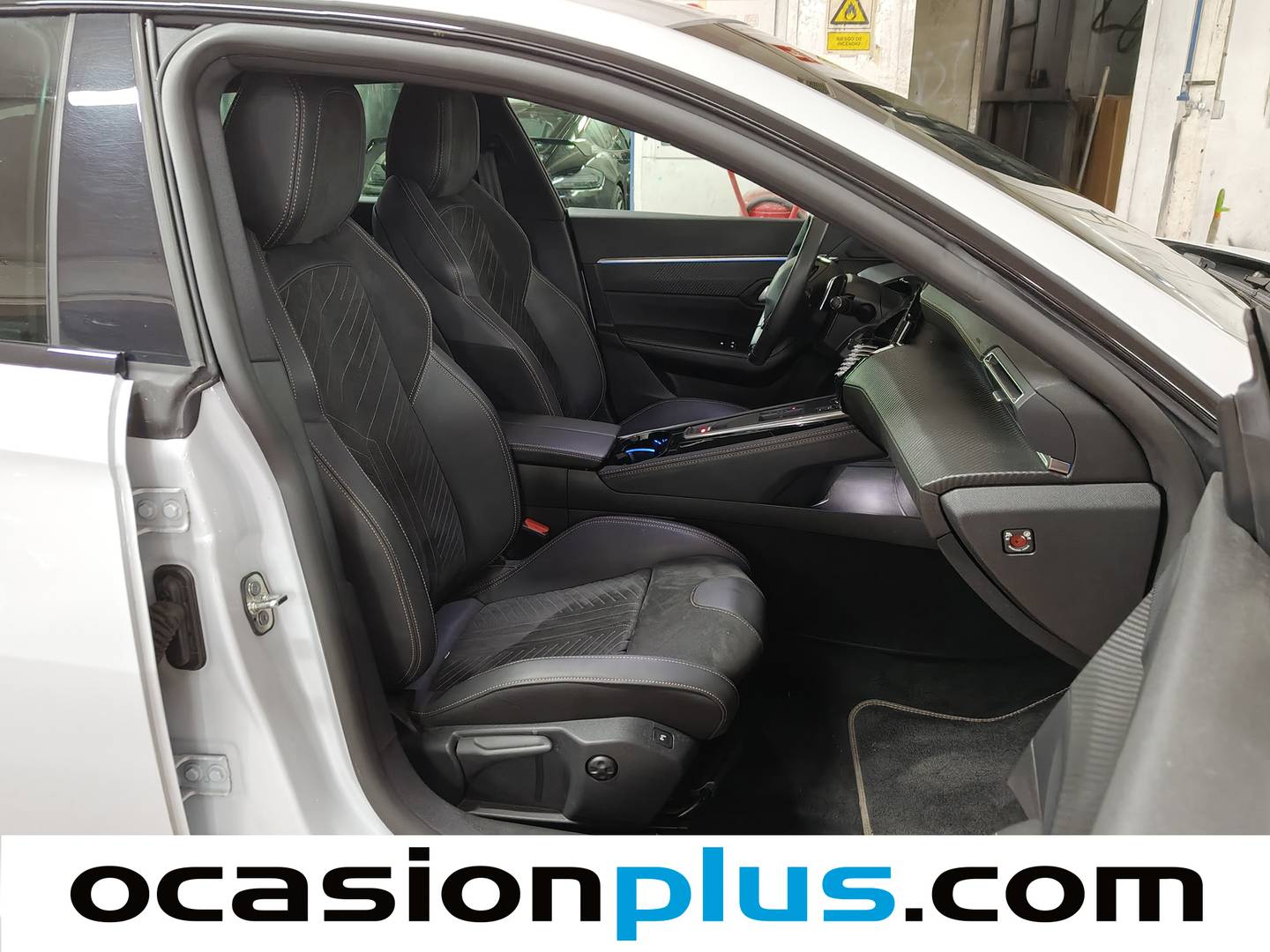 Foto Peugeot 508 Peugeot 508 SW BlueHDi 130 S&S GT EAT8 96 kW (130 CV)