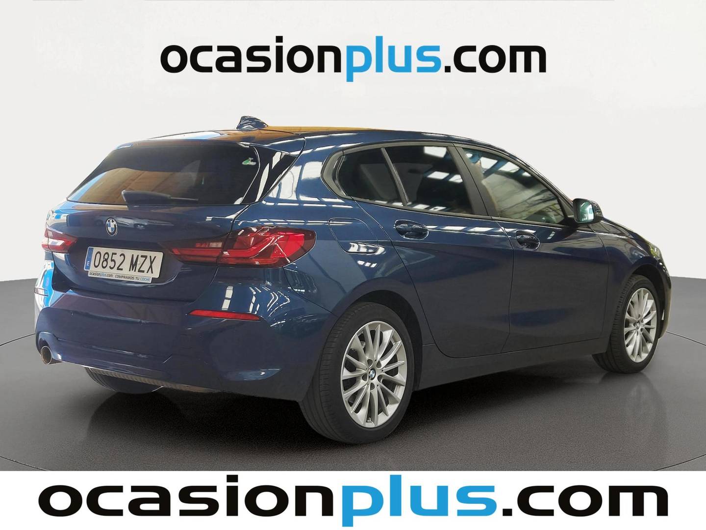 Foto trasera BMW Serie 1 BMW Serie 1 118i (136 CV) derecha