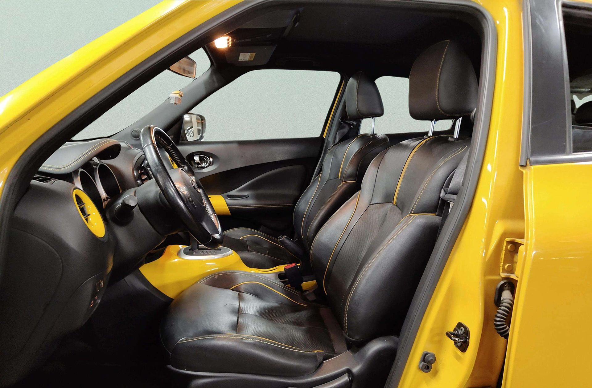 Nissan Juke 1.6 Tekna Premium XTronic 4x2 - foto 13