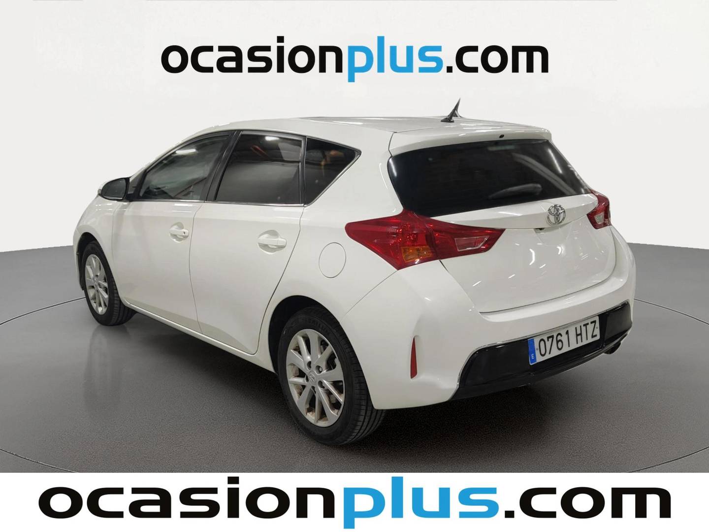 Foto trasera Toyota Auris Toyota Auris 130 Active (132 CV) izquierda