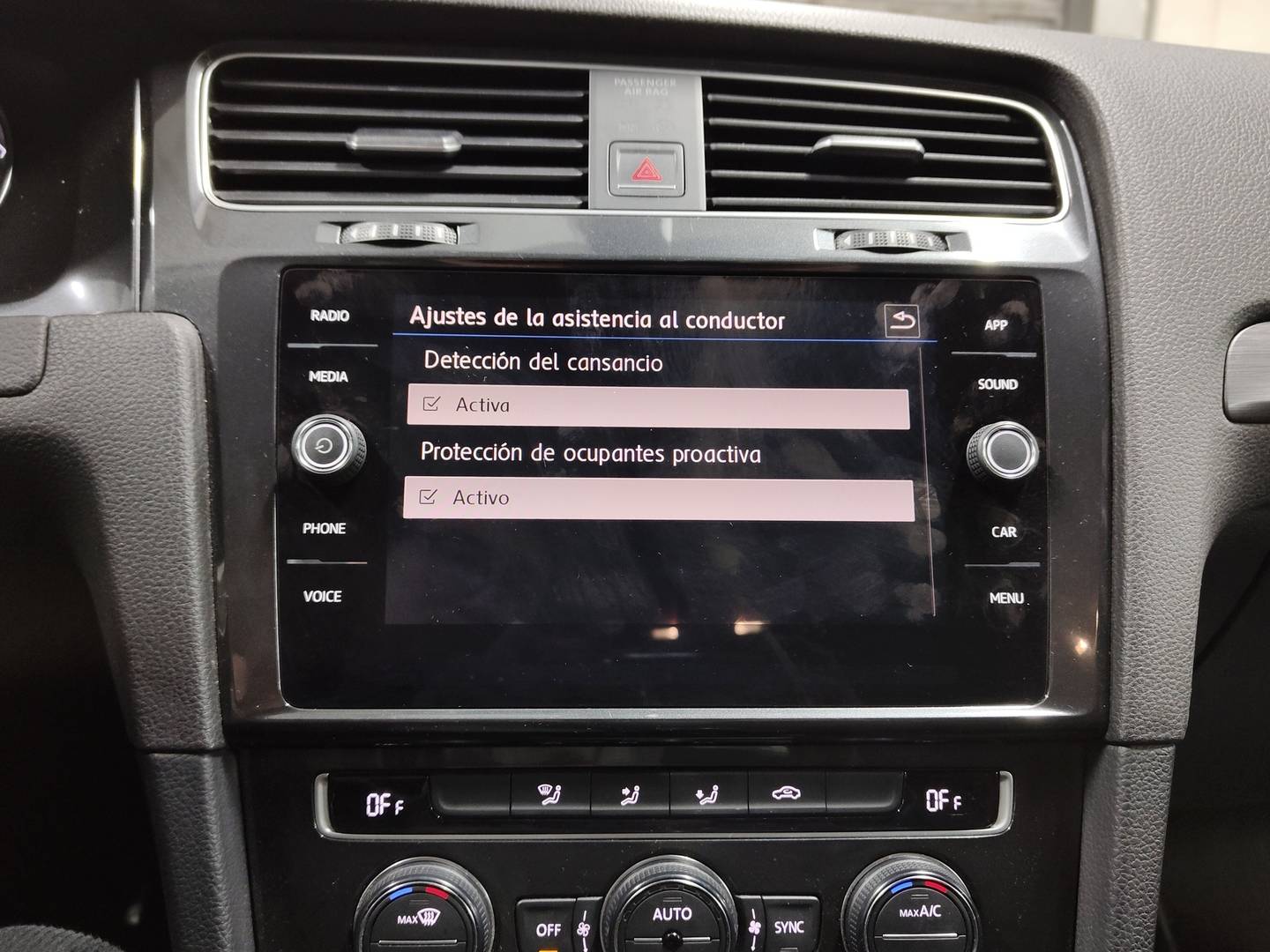 Foto Volkswagen Golf Volkswagen Golf Advance 1.4 TSI (125 CV)