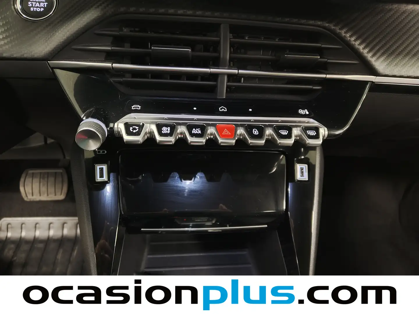 Foto Peugeot 2008 Peugeot 2008 Allure Hybrid eDCS6 (145 CV)