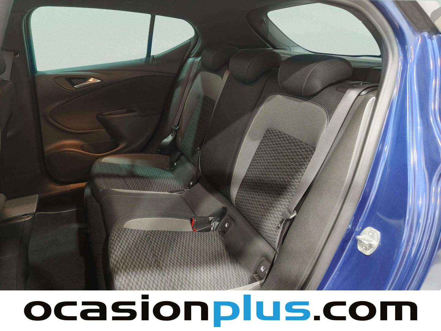 Foto asientos traseros Opel Astra Opel Astra 1.2 Turbo SHT GS Line (130 CV)