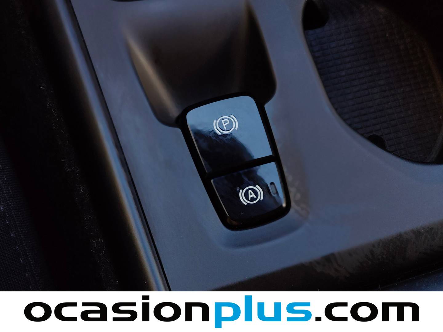 Volvo XC40 Volvo XC40 T3 Momentum Pro Auto  (163 CV) automático