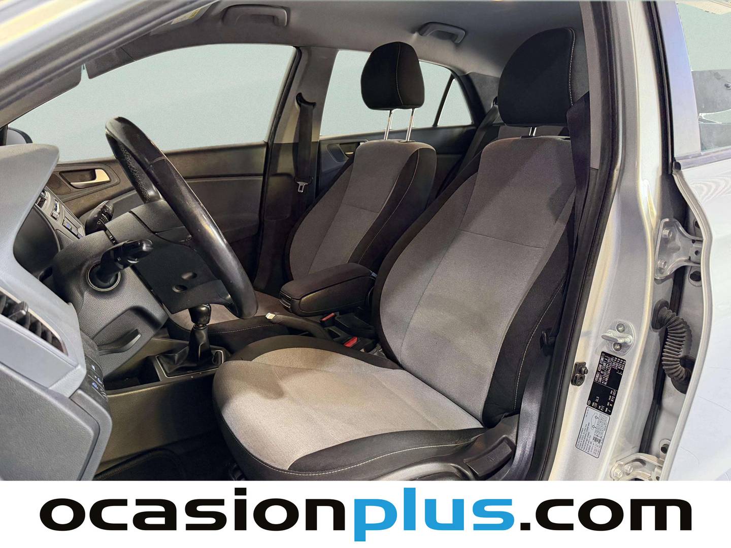 Foto asientos delanteros Hyundai i20 Hyundai i20 1.2 MPI Klass (84 CV)