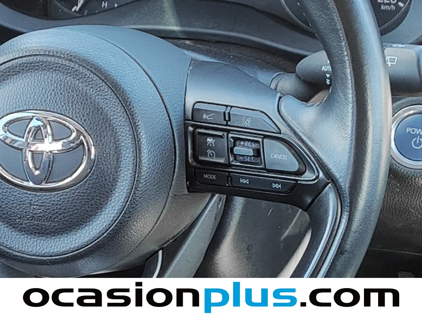 Foto Toyota Yaris Toyota Yaris 120H Business Plus (116 CV)