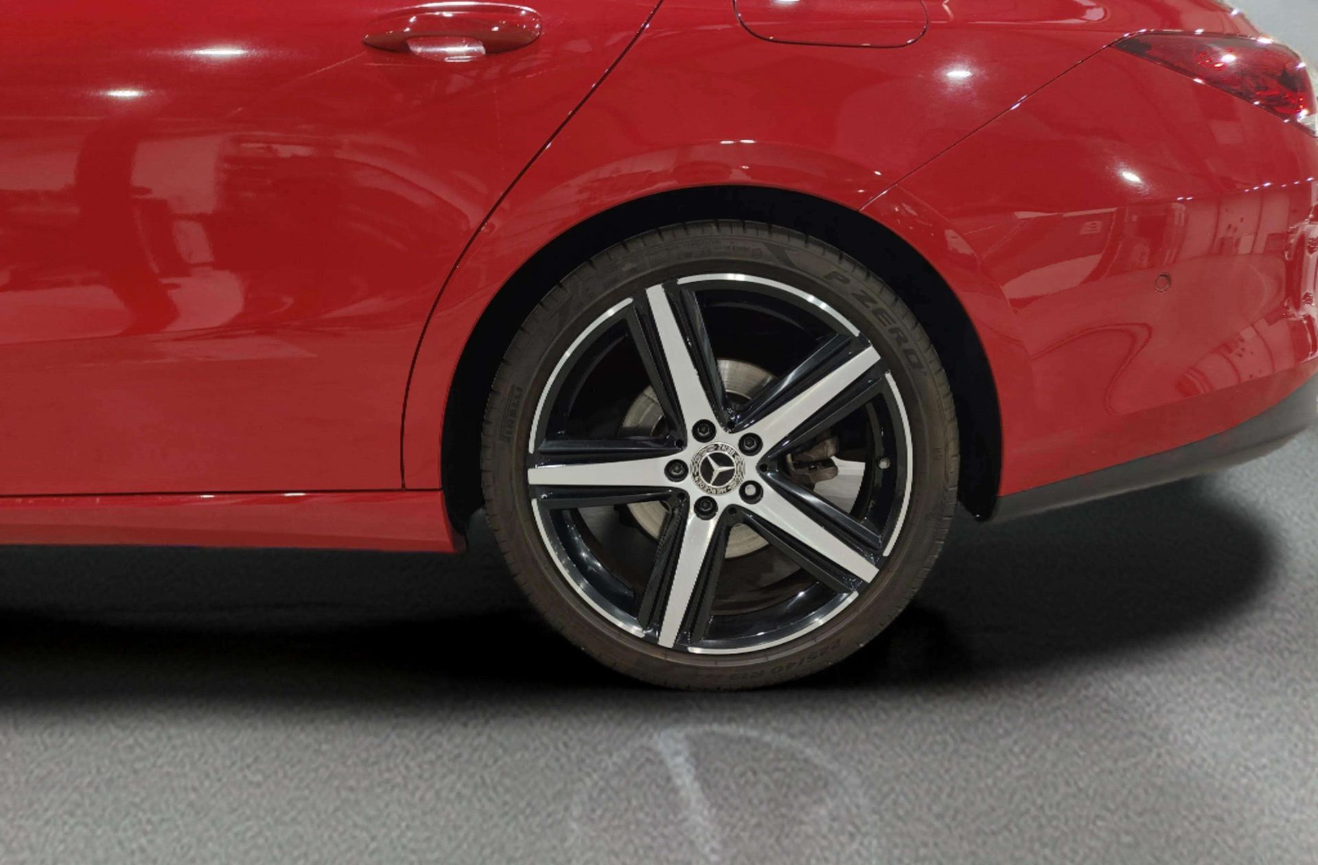 Mercedes-Benz CLA Shooting Brake 180 - foto 35