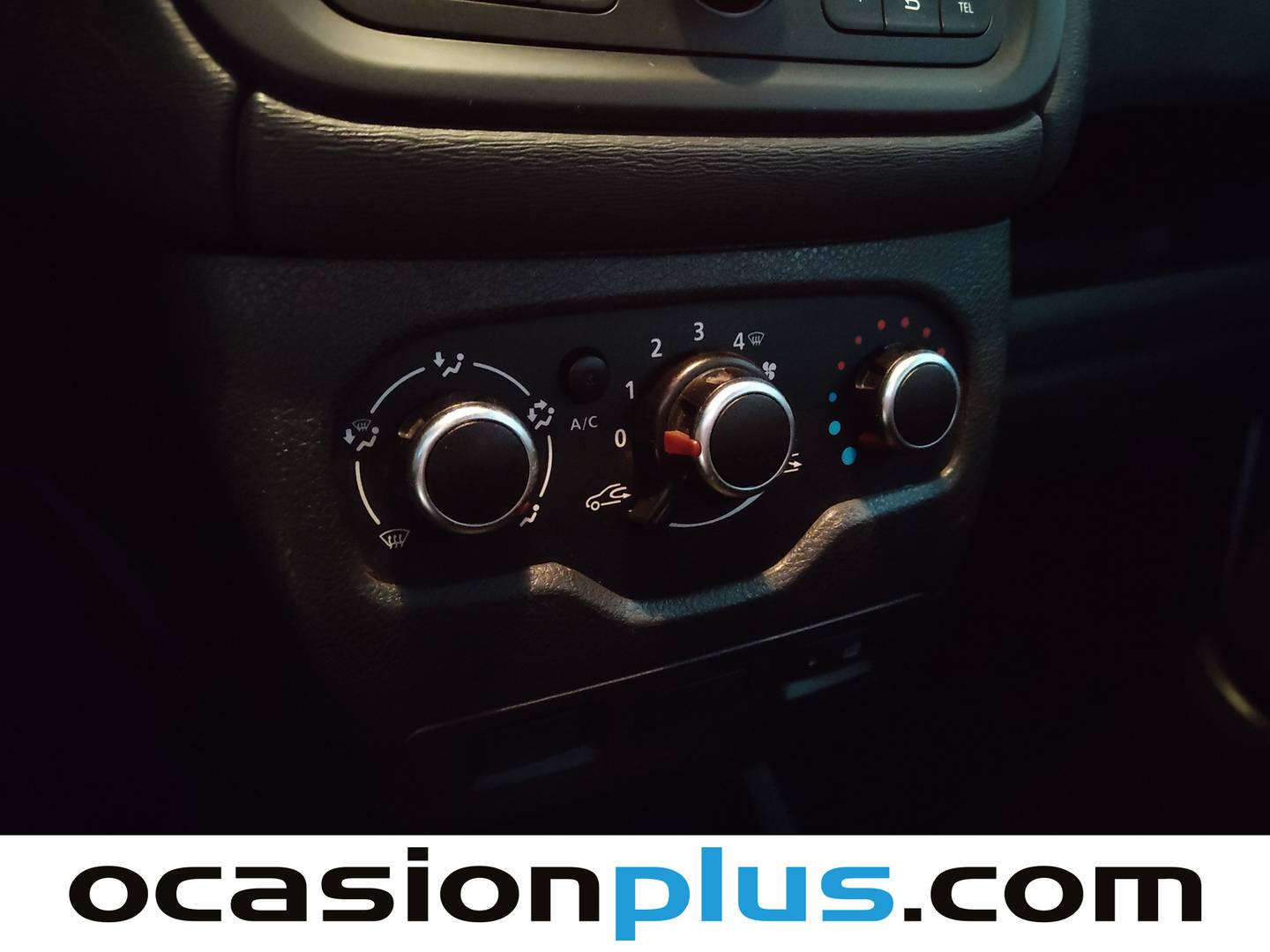 Extras y acabados del Dacia Dokker Dacia Dokker Essential Blue dCi (95 CV)