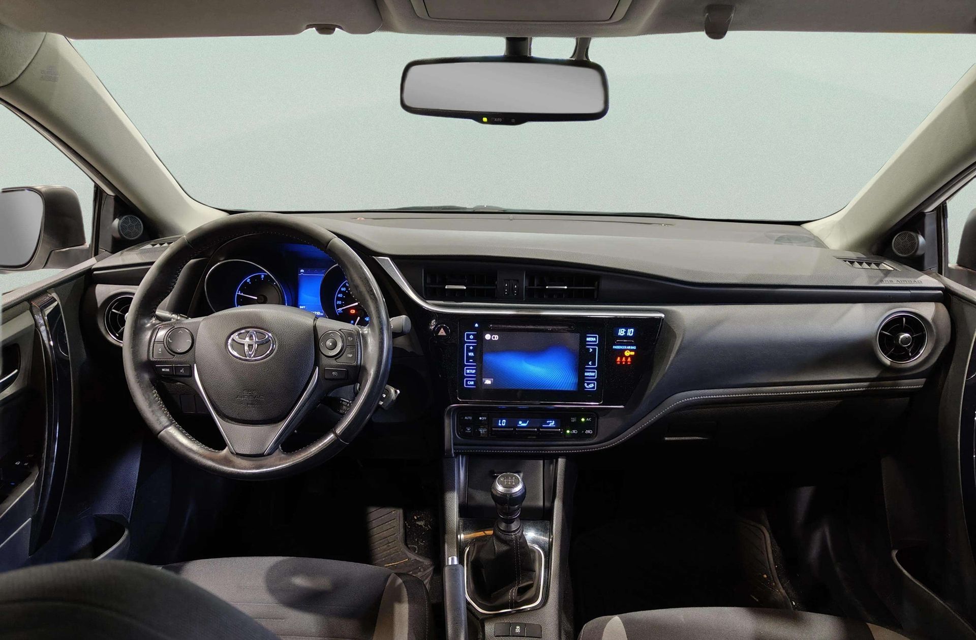 Toyota Auris 1.4 90 D Active - foto 6