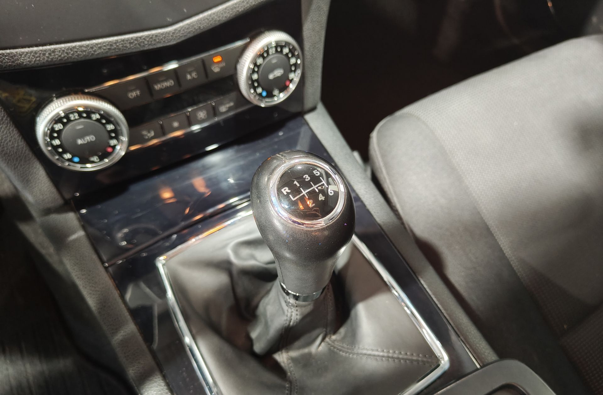 Mercedes-Benz Clase C 180 K Blue Efficiency Elegance - foto 5