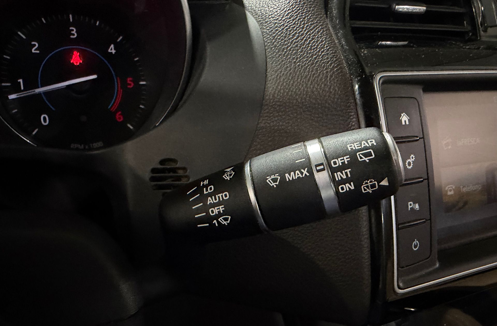 Jaguar F-Pace 2.0L i4D Prestige AWD - foto 26