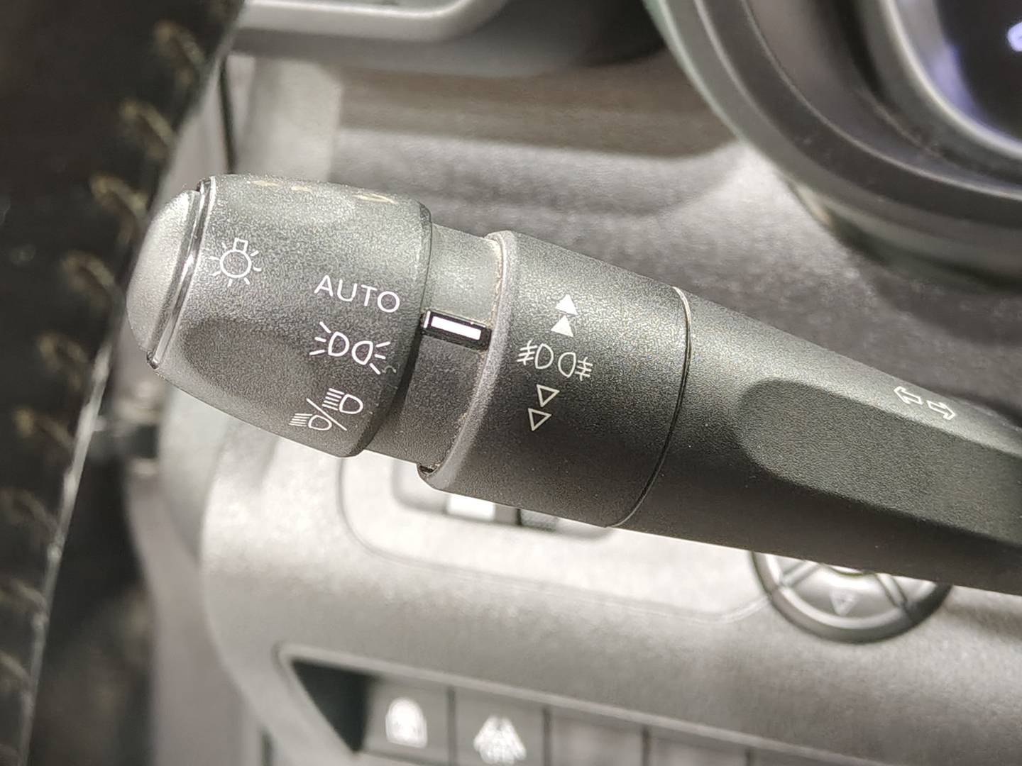 Foto Citroën Berlingo Citroen Berlingo BlueHDi 130 S&S Talla M Shine (130 CV)