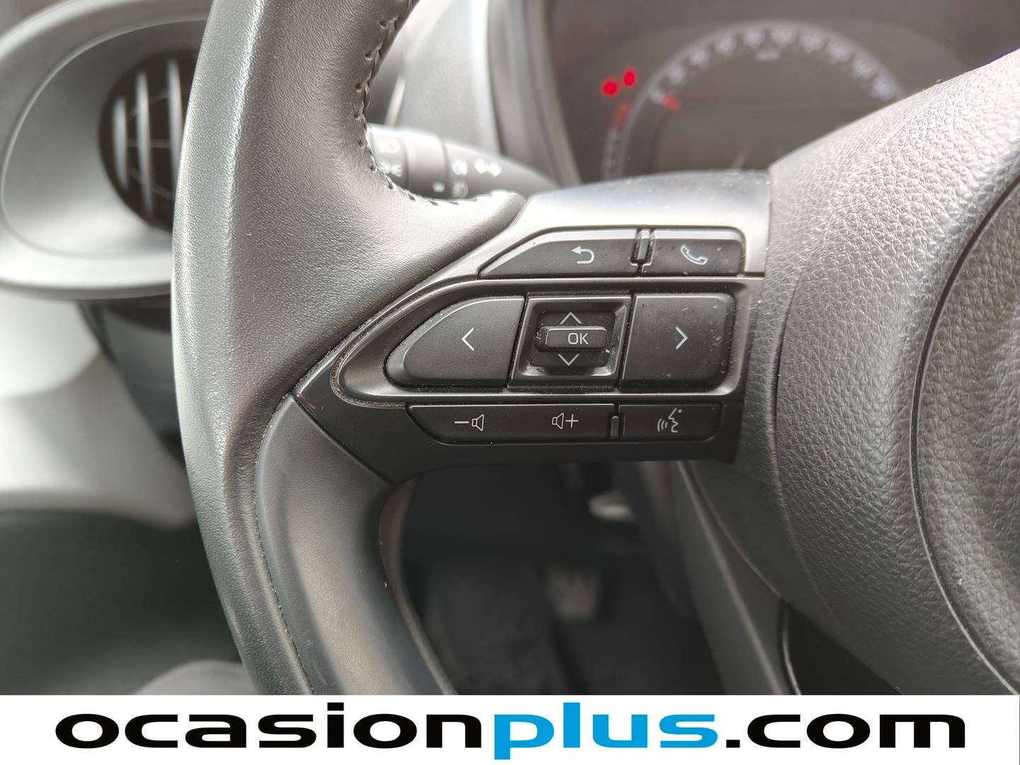 Toyota Aygo X Cross Toyota Aygo X Cross 1.0 VVT-I Play (72 CV) seminuevo