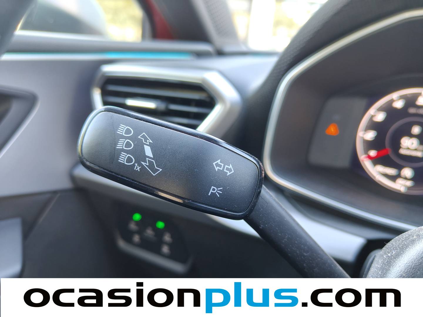 Seat León Seat León 1.5 eTSI S&S FR Launch Pack L DSG (150 CV) de segunda mano