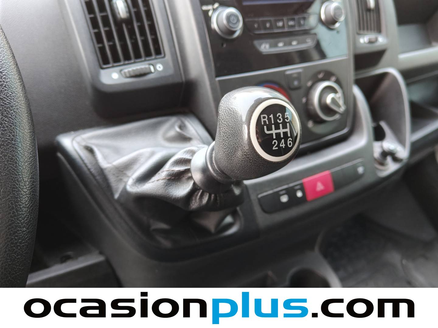 Foto Peugeot Boxer Peugeot Boxer BlueHDi 140 S&S 435 L4H3 (140 CV)