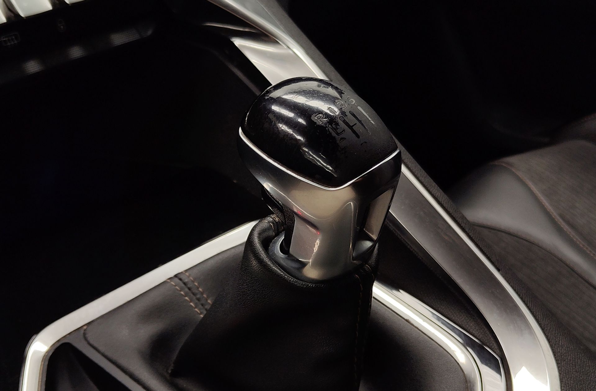 Peugeot 5008 1.2L PureTech GT Line 7 plazas - foto 5