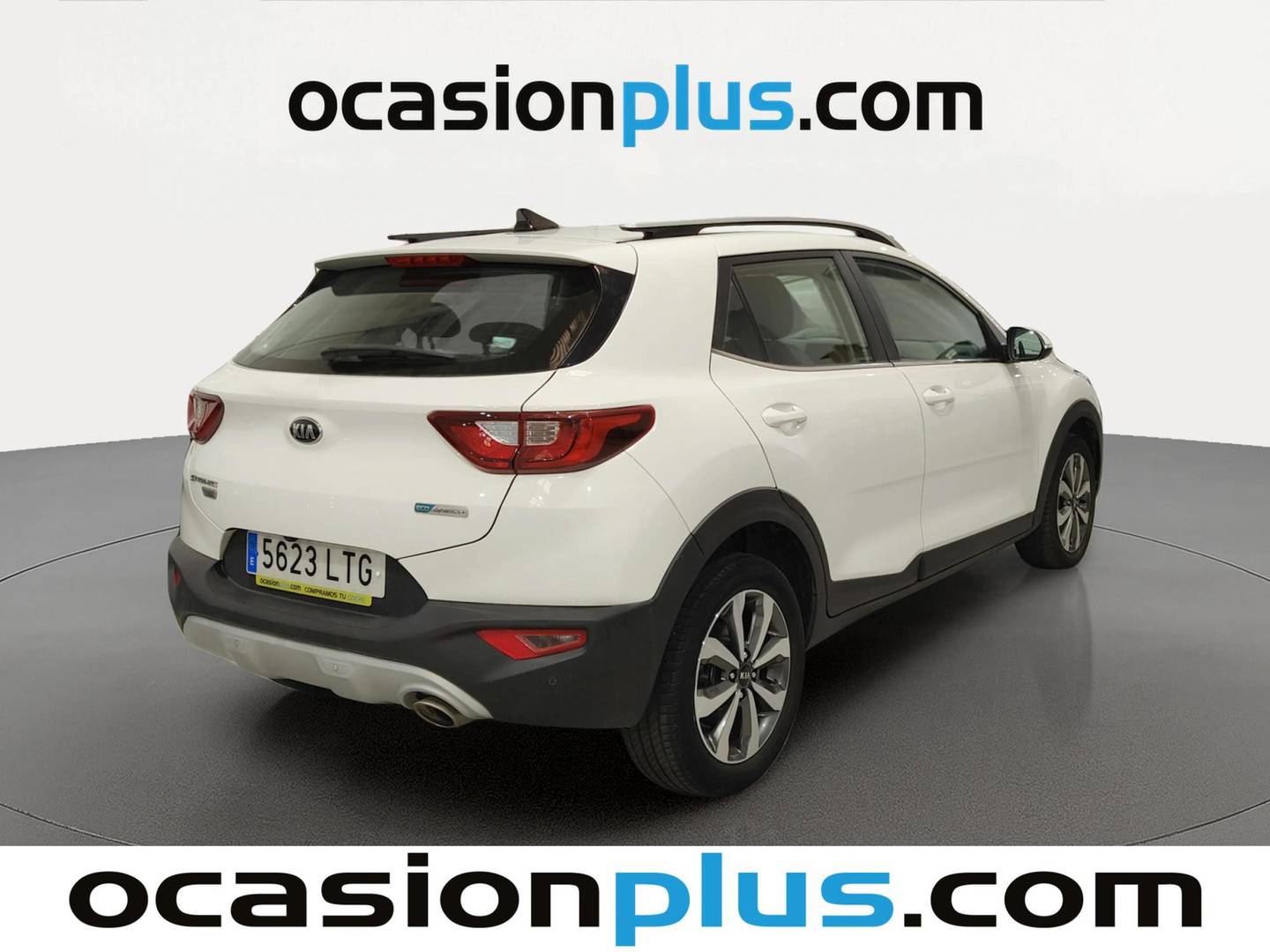 Foto trasera KIA Stonic KIA Stonic 1.0 T-GDi MHEV Drive DCT  (120 CV) derecha